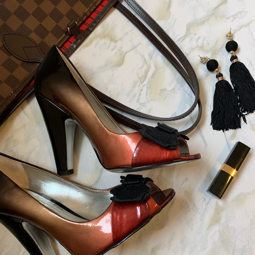 Jessica Simpson Donora Black/Red Ombré Pump